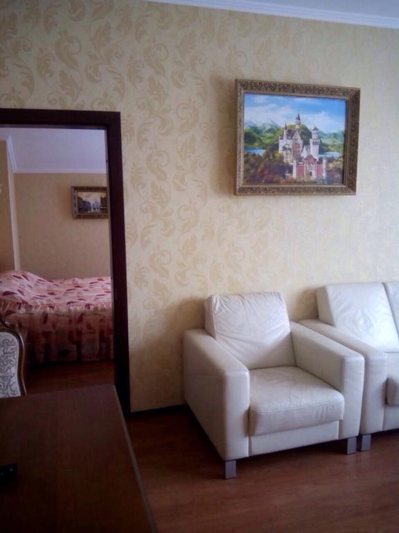 Hotel Prague Zaporizhia Esterno foto