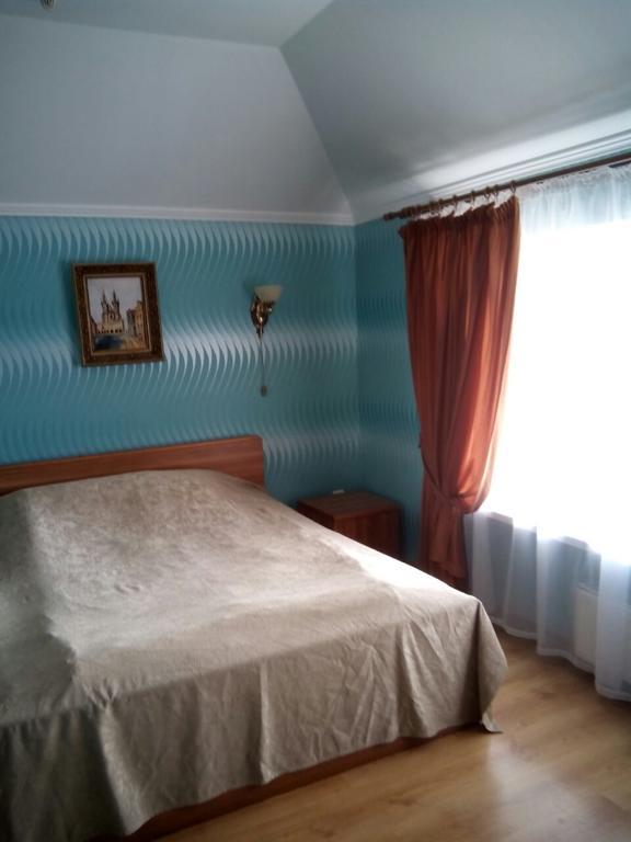 Hotel Prague Zaporizhia Esterno foto