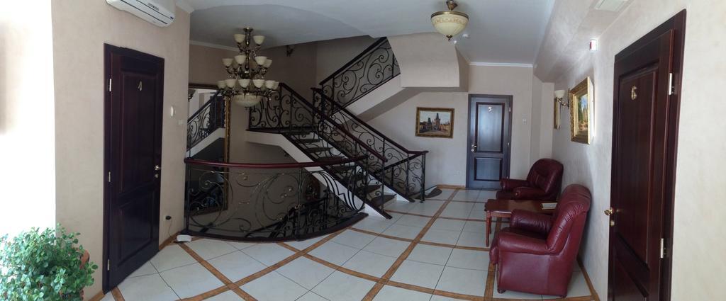 Hotel Prague Zaporizhia Esterno foto